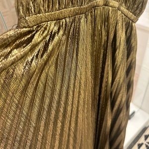 gorgeous gold maxi flowy dress, in size small from lucy paris